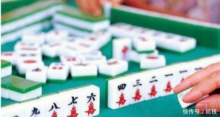 打麻将犯不犯法？终于有答案了，2种情况算娱乐，3种情况算赌博