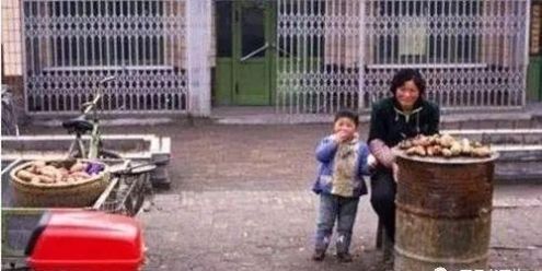  「小贩」80年代珍贵旧照，忙碌却很开心