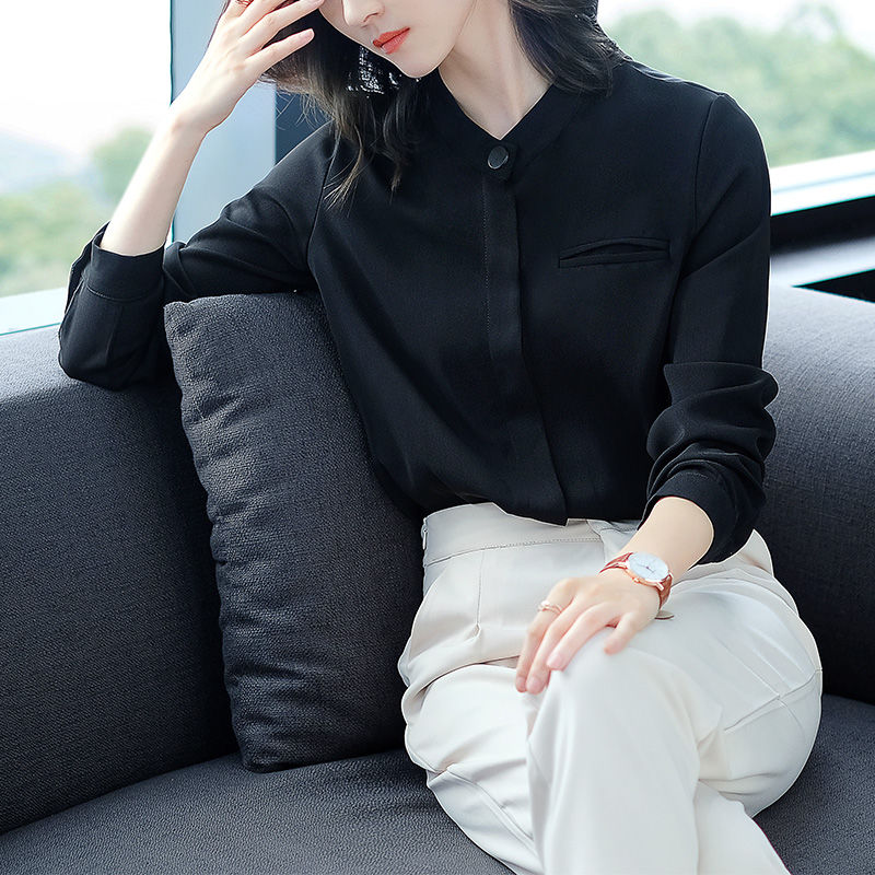 入秋了，连衣裙已经没人穿了，试试刚上新的“秋衫”洋气又不贵