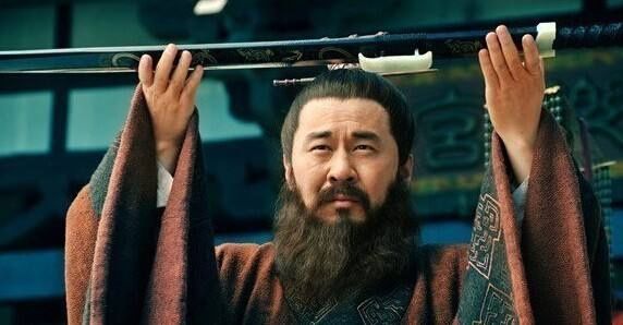 「三国」三国时期死的最冤的一位人才,死后被万人传颂,流芳百世!