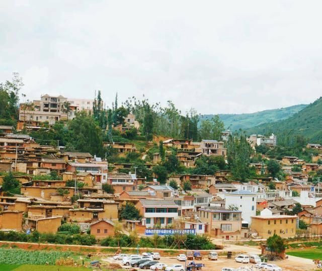 国内最“友善”的村庄，房子之间相连相通，可以直接进入别人家