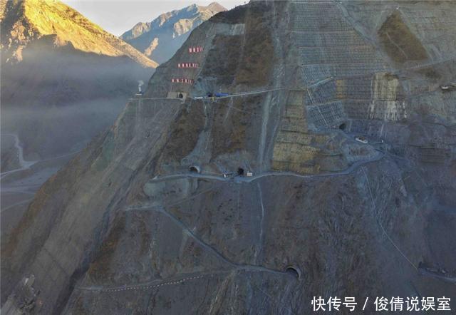 中国再建逆天工程, 3000米高原建设大坝, 顶1.5个三峡