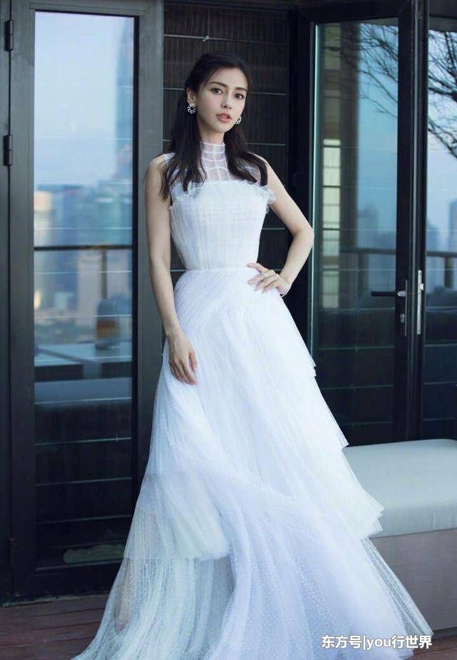 不再是时尚黑洞！摆脱紧身裤的baby，这样穿秒变仙女！