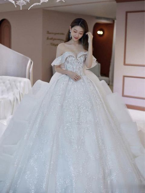  『姐穿婚纱的照片便着』小姐姐太美了 心动了