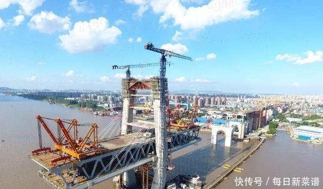 安徽最受期待的新长江大桥，耗资86亿，是我国的一个新记录