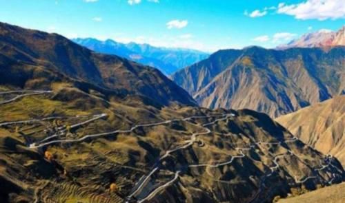  十八弯■浙江一惊险盘山公路，与川藏线天路十八弯形同孪生