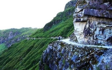 中国最危险的公路之一，27km坠毁1000多辆车，100多人留在这里