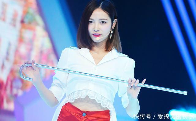  『许佳琪』青春有你2连续2年第7的她，能不能让“回锅肉”真香成功