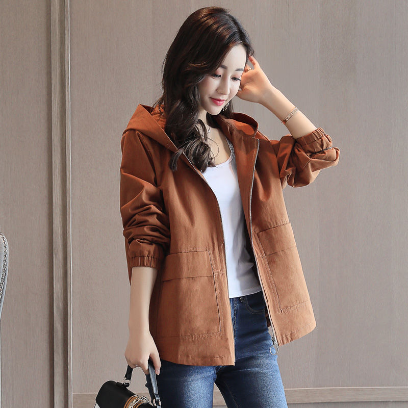 会穿的女人最喜欢用长外套配打底裤，这样的效果，一个比一个美