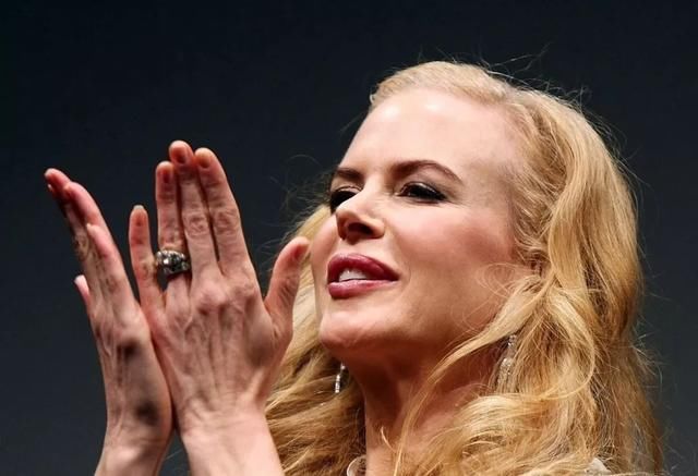 全身涂满防晒霜，你却说我的夏季护肤还漏了一步？