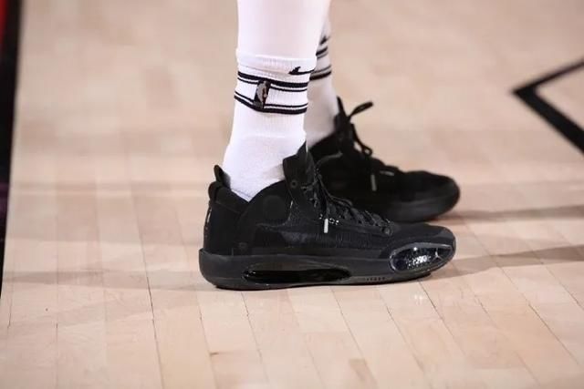 『球鞋』NBA球员上脚:安东尼这赛季的球鞋,还有签名鞋和中国新年配色!