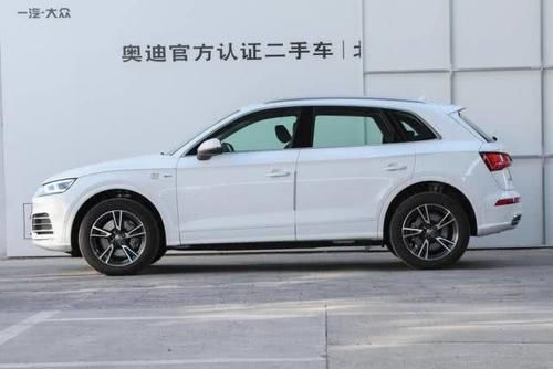  『夺冠』奥迪Q5L颜值再翻新，第三代EA888可达252马力，竟是凭油耗夺冠的