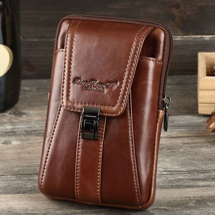 出门在外，手机香烟携带不方便，很多人都选择带上这款手机腰包