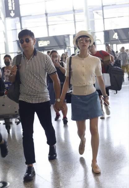 学生时代的刘诗诗朴素、美艳绝尘，如今的她穿着低调气质优雅！