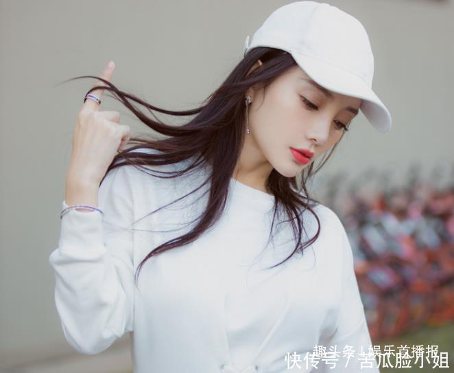 『甜馨』李小璐生活很开心，在家带甜馨，努力做网红