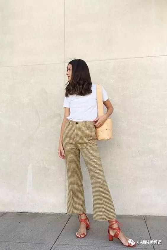 今年夏天就踩着这双方头凉鞋，搭上90年代复古列车