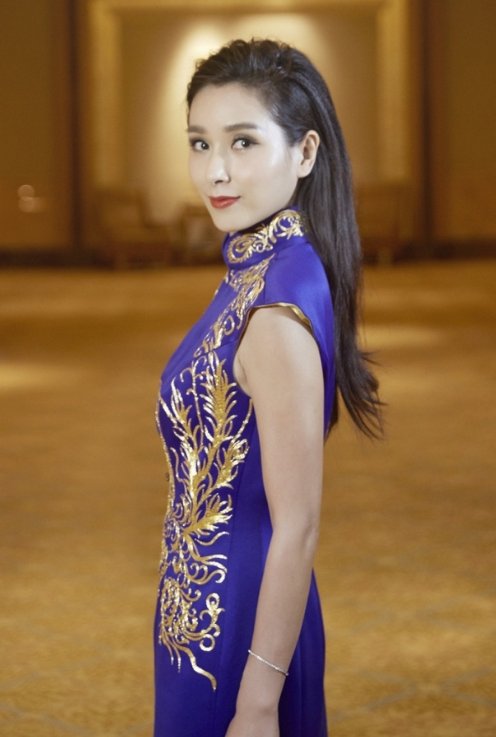 杨恭如旗袍大片，完美的展示了东方女性的高贵优雅的气质