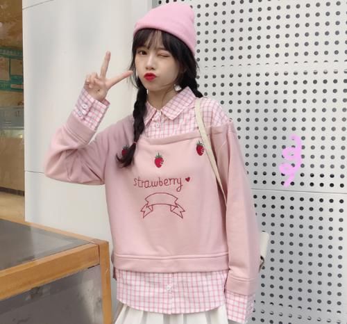  『学学』重点说一句！00后穿卫衣别总搭阔腿裤，俗腻！学学这样穿，秒变校花