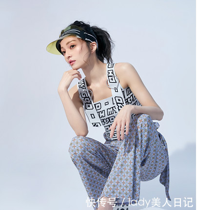 张韶涵终于又回来了！重归巅峰的除了她的歌声，还有她的高级衣品