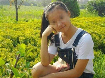 女初中生竟然在学校被弄大肚子了,知道原因后