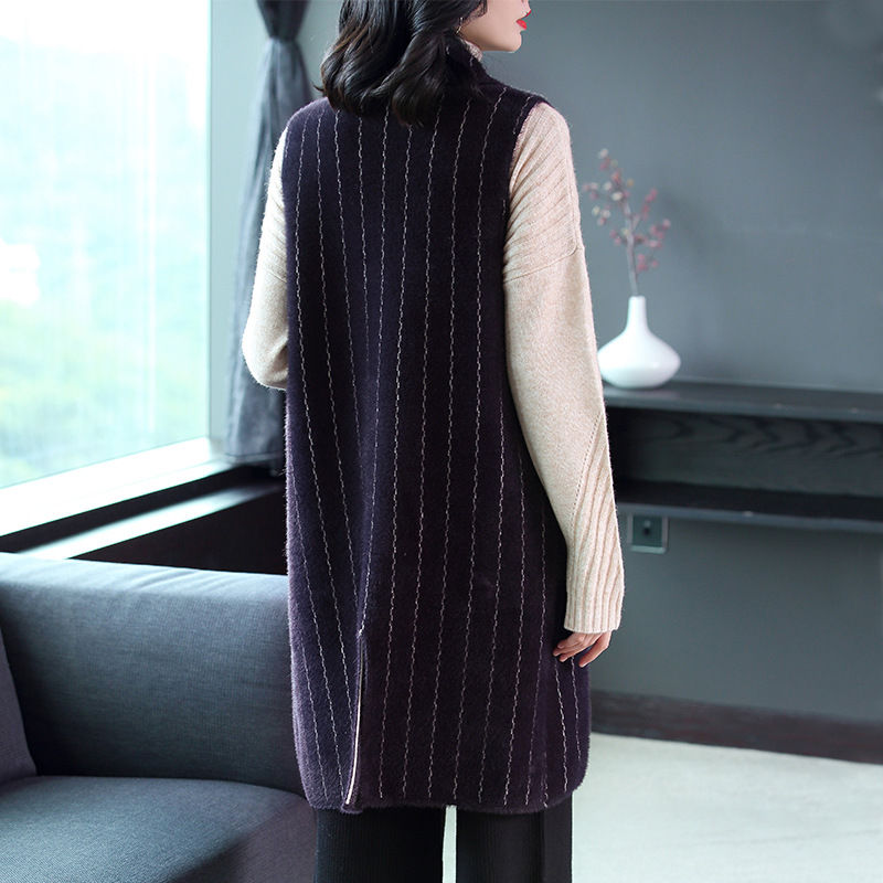 一场秋雨一场凉，到穿外套的时候了，一定要这样穿舒适保暖还洋气