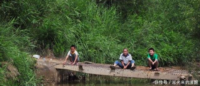 火葬省地又省钱，为什么农民不愿意老农说了三句话，专家无奈