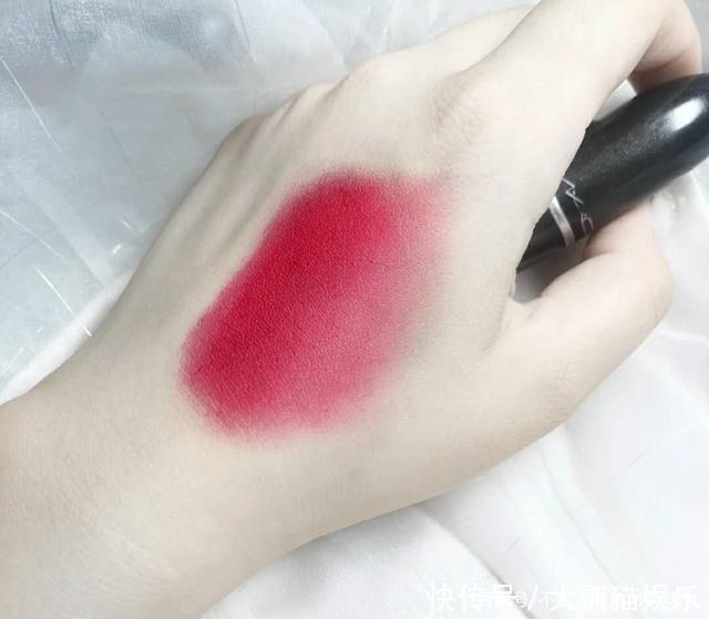 「质地」Mac,KIKO,卡拉泡泡平价彩妆品牌中,价格适中又显白的口红色号