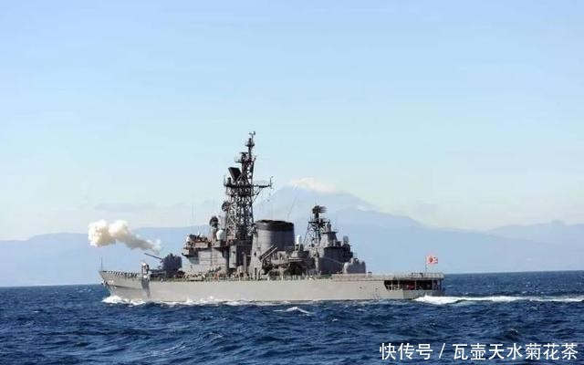 东海海域@外交部:日本自卫队舰艇在中国近海活动,对中国航行安全造成影响