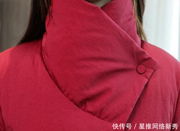 『舒适』羽绒服不要配打底裤, 瞧下面这样穿, 走到哪都美成焦点