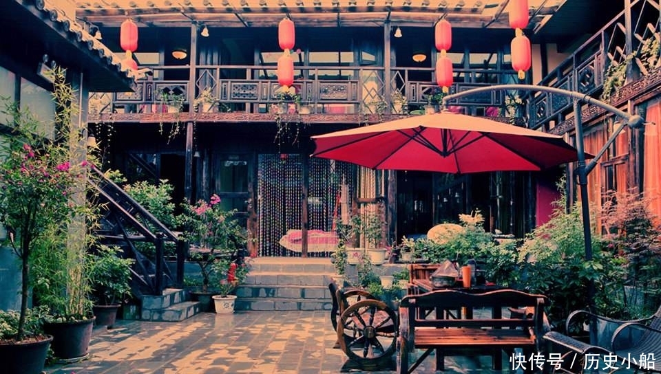 宰客现象严重,得罪了“衣食父母”的丽江,大量商铺和客栈转让