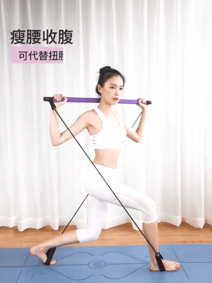 『 凹凸感』这身材像26岁少女,46岁牛莉身材太有“料”!穿薄纱裙难掩凹凸感