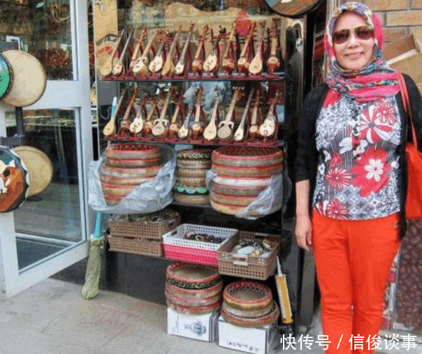 中国大妈来巴基斯坦旅游, 疯狂购物, 当地人如何看待中国大妈