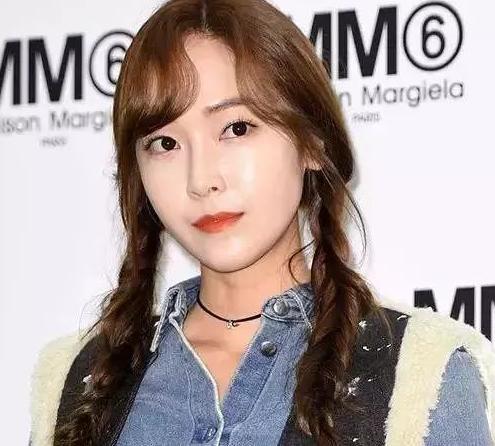 辫子是村姑专属？最全迪丽热巴Baby宣仪郑爽杨幂高级辫子盘点