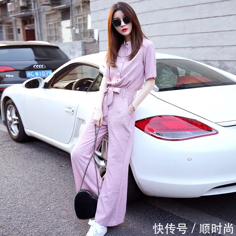 清新套装一夜走红,特适合小个子MM,搭配高跟鞋就能轻松搞定