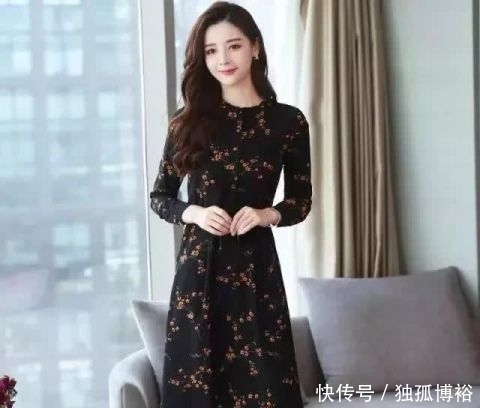  #大方#2020早春流行的“碎花裙”，洋气减龄，大方耐看