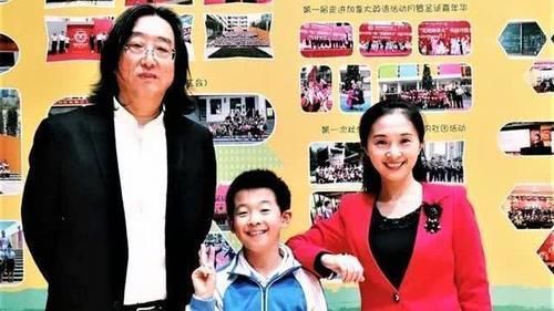  #美女#“美女校长”胡红梅的下台，为这几类教师敲响了警钟，应该反思