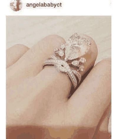 黄晓明朋友圈疑曝光：看着家人照片想流泪？网友：怎么不炫富了？