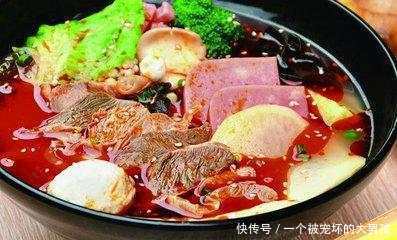 90后女子吃了3年的麻辣烫, 身体不适去检查时