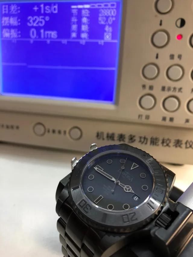  「帝舵」戴着它，比250万的帝舵还霸气！