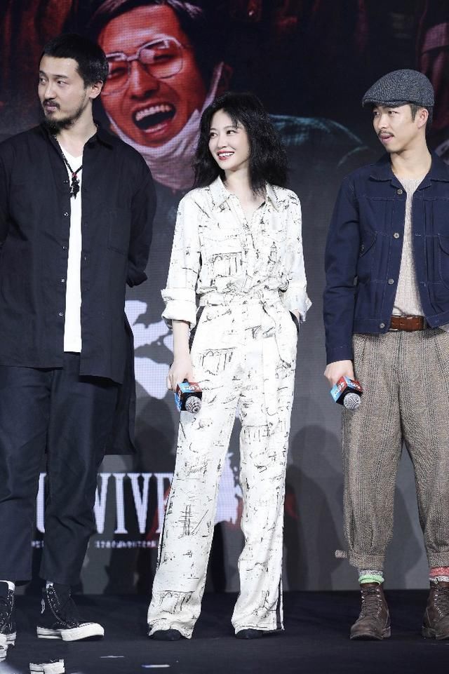 《我不是药神》女主谭卓不仅身材好,还是个不折不扣的穿搭高手!