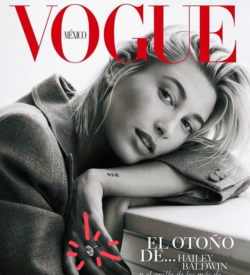 看热闹 | 这些人跑到黄浦江边比谁钻石大，你猜比伯嫂的排第几?