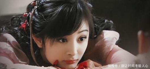『早年』杨幂早年代言照:没滤镜没美颜,还露大脑门,这扮相你给几分?