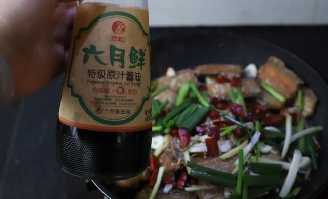  皮肤：当你把头发的末端炸了，你不能直接煮！如果你再这样做一步，你仍然可以节省燃料和气味而不伤皮肤