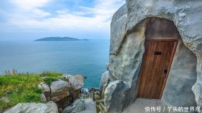 中国这家悬崖洞穴酒店,由防空洞改造而成,里面真的好美!