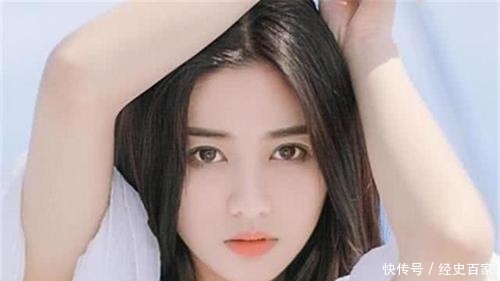 「慢慢」女生脸上有这3条“线”,说明在慢慢变美,能中1个颜值不输校花