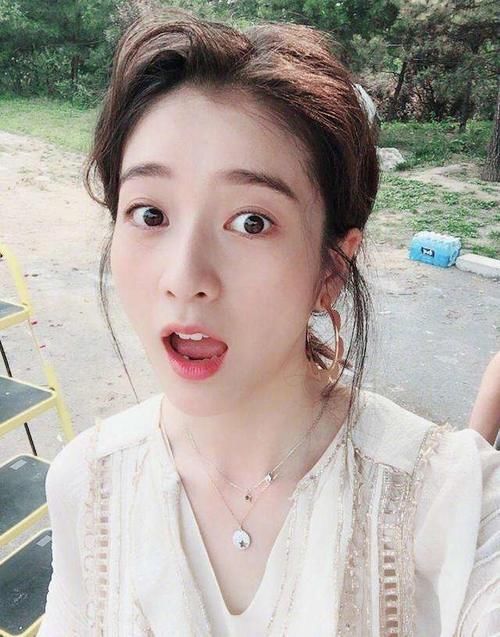  『先天』“初恋脸”不仅是靠先天的脸型优势，更需要后期的妆容修饰！