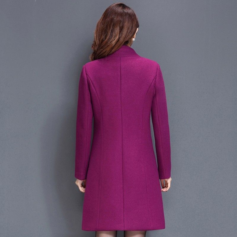 还穿”焦糖色”?太傻，今年流行“中国色”大衣太漂亮，谁穿谁美