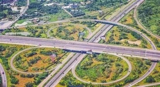 假的:澄迈一美发店老板被老公打死!真的:海口绕城高速龙桥匝道已