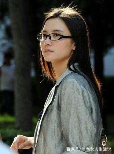 女人脸上有这3个“标记”，是天生“耐看型”，素颜比化妆更抢眼