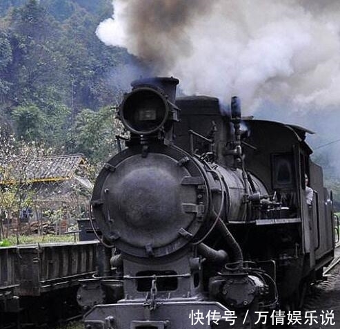 为什么中国不推行双层火车? 专家说了这几个原因, 才知道其用心良